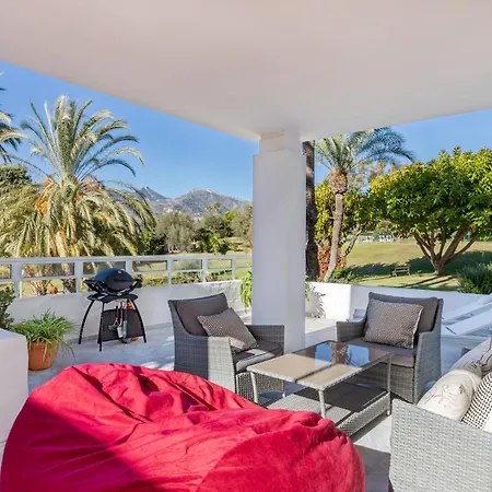 Sea Breeze House By Kura Homes Lägenhet Marbella